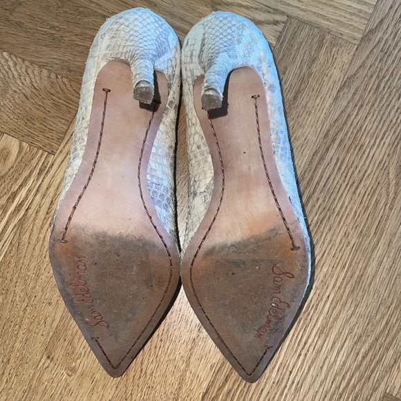 Snakeskin Nude Heels - Picture 5 of 5